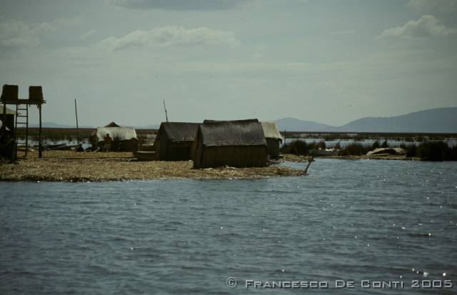 c_img129 Uros sul lago Titicaca<br>Bolivia - 1998