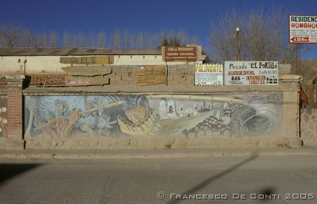 a_img226 Murales a Humauaca<br>Argentina - 2003