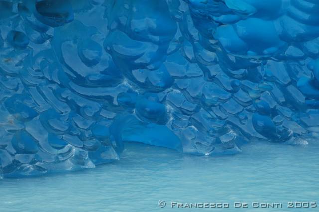 j_dsc_1633 Iceberg sul Lago Argentino<br>Argentina - 2004