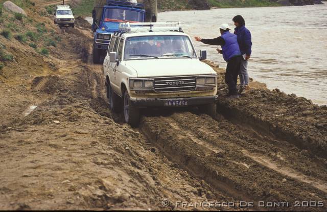 b_img149 Fango verso il Kailash<br>Tibet - 2000