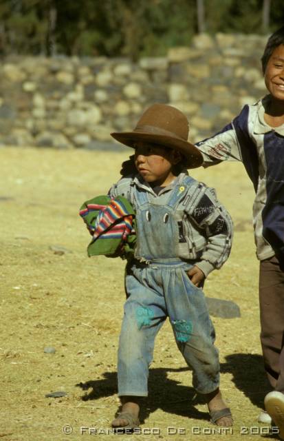 c_img007 Giovane grinta - Dintorni di Huaraz<br>Per - 1998